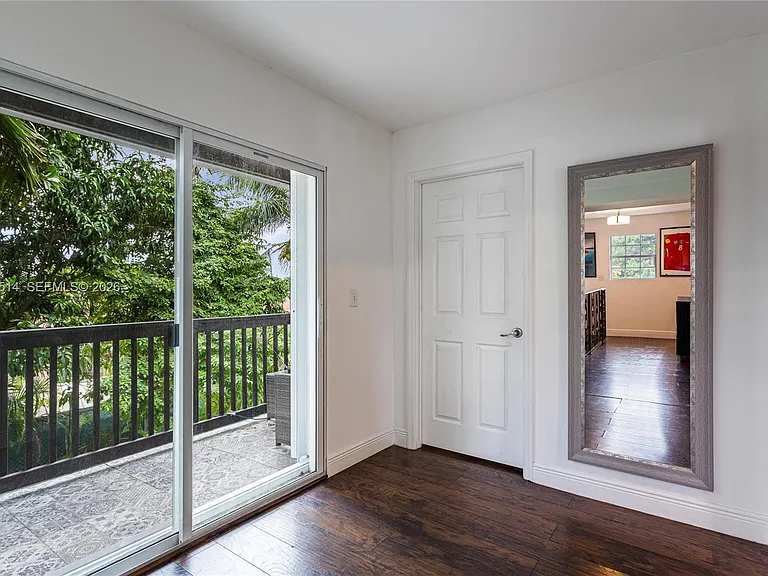 3154 SW 5th St — Photo 30