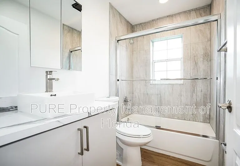 14232 SW 8th Ave — Photo 16