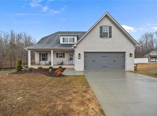 112 Hackamore Trl, Lexington, NC 27295
