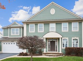 3042 Settlers Pkwy, Elgin, IL 60124