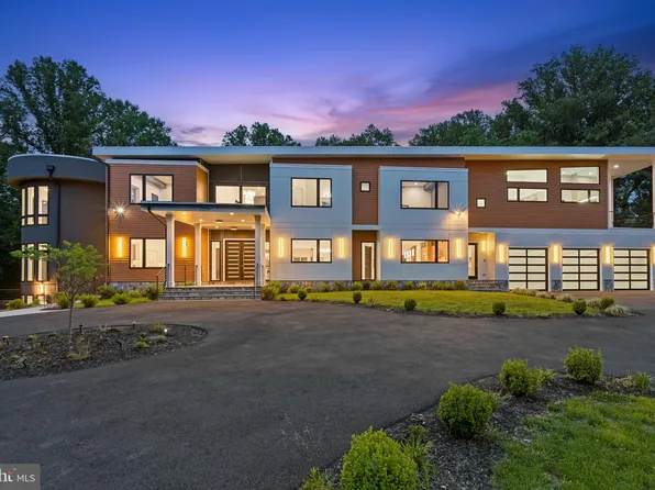 2209 Hunter Ml, Vienna, VA 22181