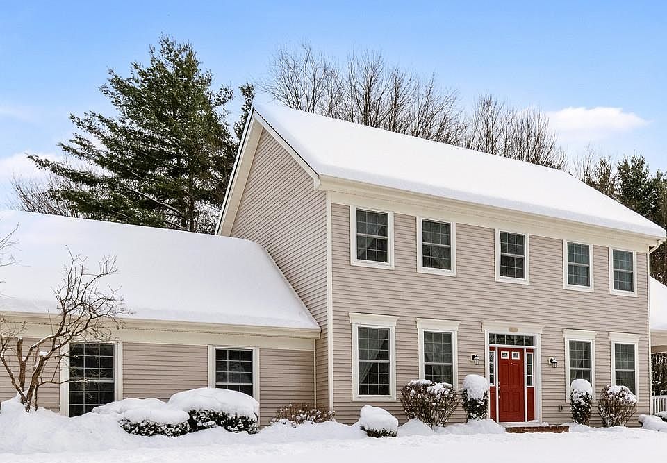 1st image of 85 Barrett Lane