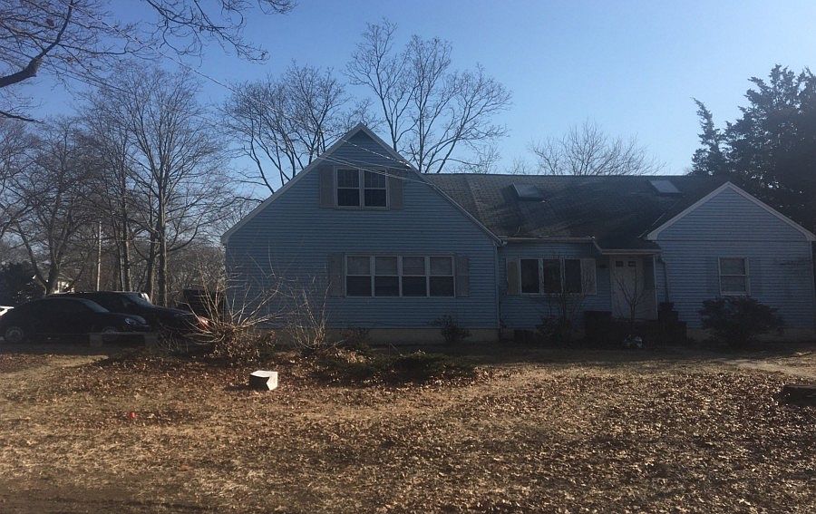 1st image of 165 Carroll Ave