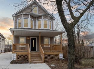 12725 Plover St, Lakewood, OH