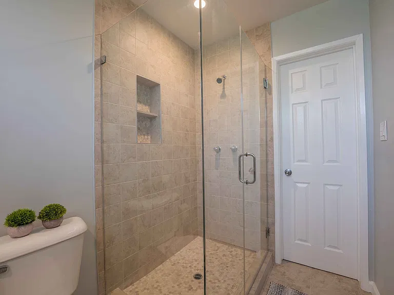 2015Holt — Photo 16