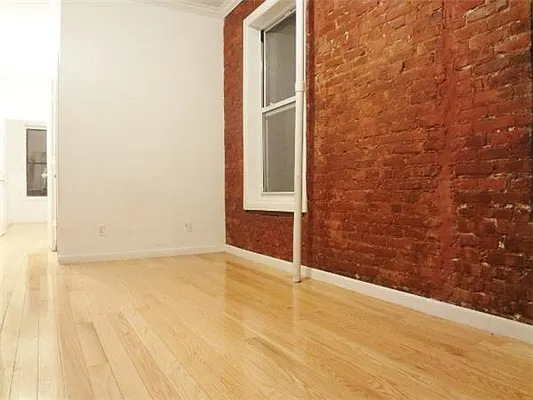 Rented by I & I New York | media 6