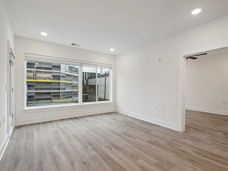 1148 N 2nd St #4I — Photo 9