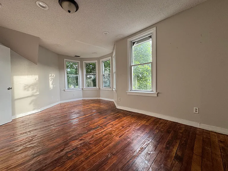 304 Willow St #3C — Photo 12