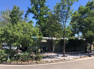 1027 Deerhaven Ct, Redding, CA 96003