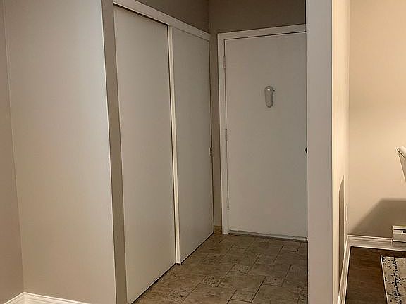 4th image of 816 Dumont Pl APT F