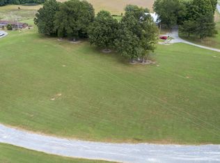 1010 Spry Rd, Bradyville, TN 37026