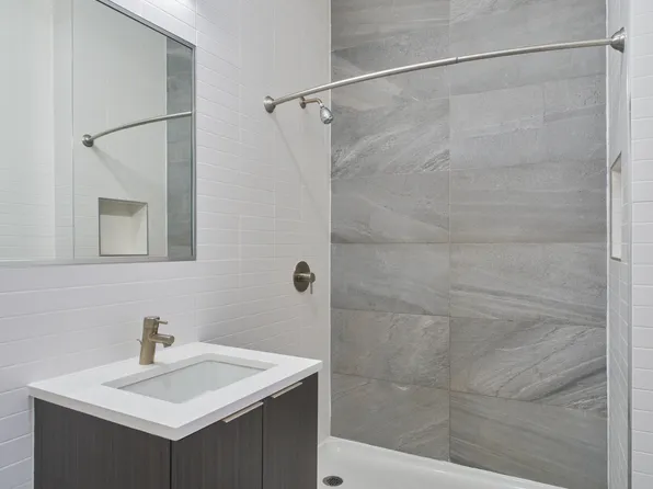 275 Park Avenue image 6 of 13