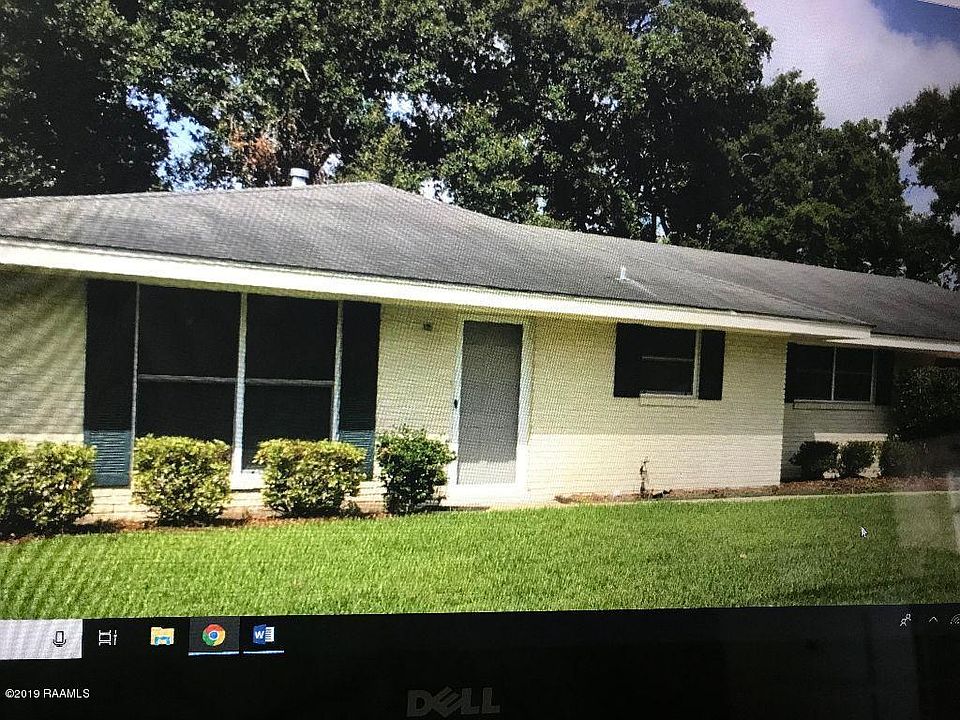 1st image of 204 Robert Lee Cir