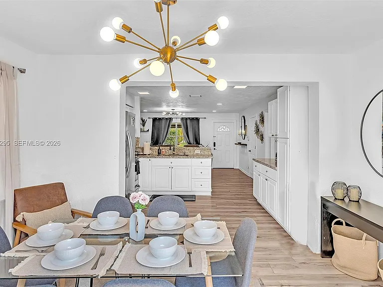 4633 SW 28th Ave — Photo 38