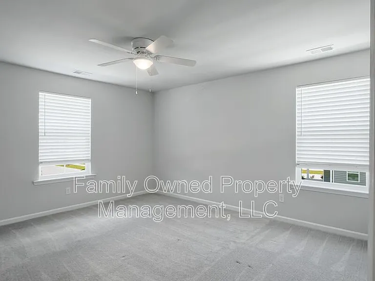 2048 Longhorn Ln — Photo 41
