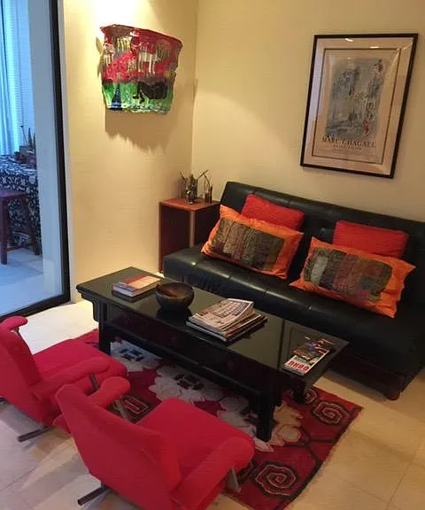 Asian sitting area - off kitchen& lanai