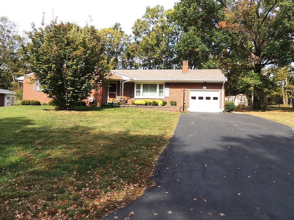 1st image of 164 Sharon Rd