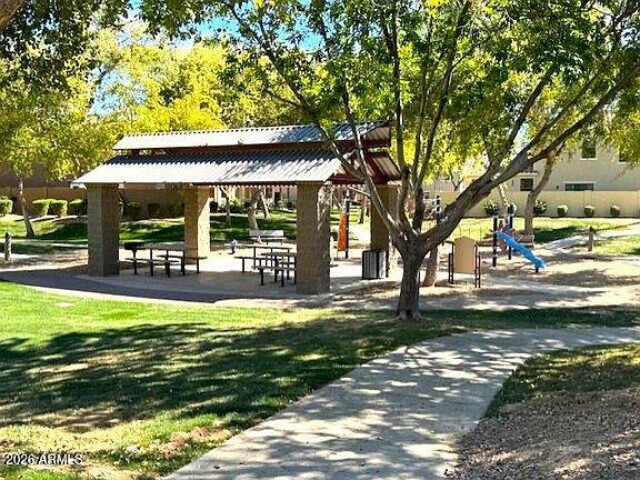 3rd image of 3827 E TRIGGER Way