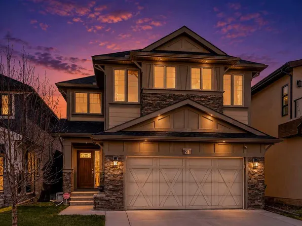 23 Aspen Smt SW, Calgary, AB T3H 0V6