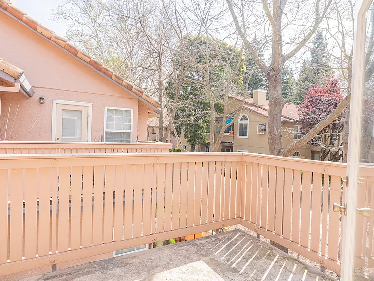 1004 Forest Run — Photo 22