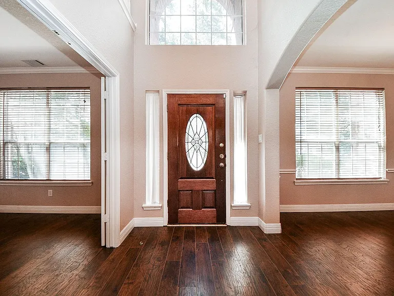 5510 Spring Blossom Ct — Photo 3