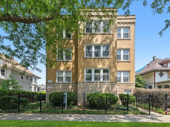 4860 W Warner Ave #1, Chicago, IL 60641