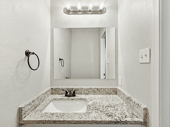 5th image of 7700 Chapin Rd APT 1