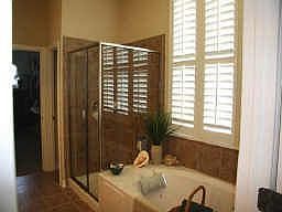 Master Suite with Separate Shower and Jetted Tub