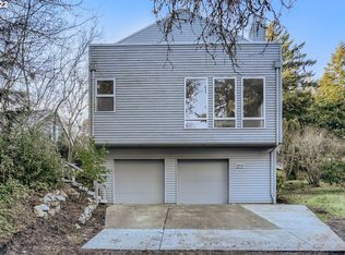 3814 SW Pendleton St, Portland, OR 97221