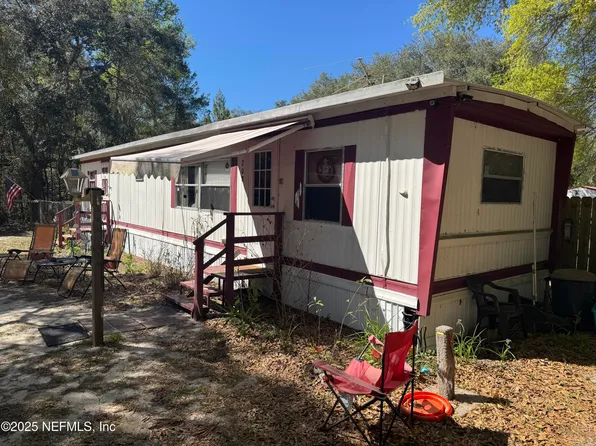 208 LAKEVIEW Drive, Melrose, FL 32666