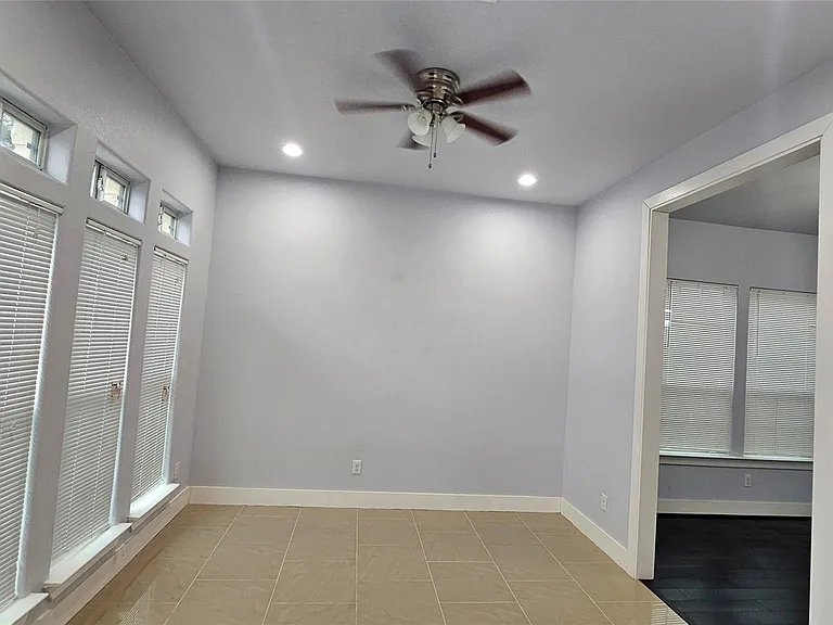 3715 Aldridge Dr — Photo 5
