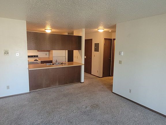 2nd image of 1133 S Landeco Ln #206