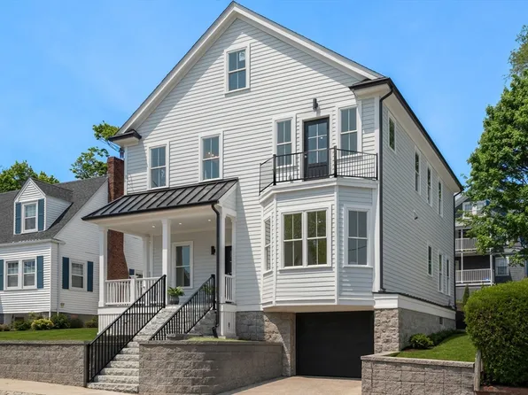 33 Fendale Ave, Dorchester, MA 02124