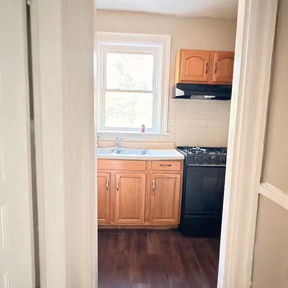79 Hamlin St #1 — Photo 9