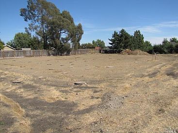 2nd image of 1742 Alice Dr