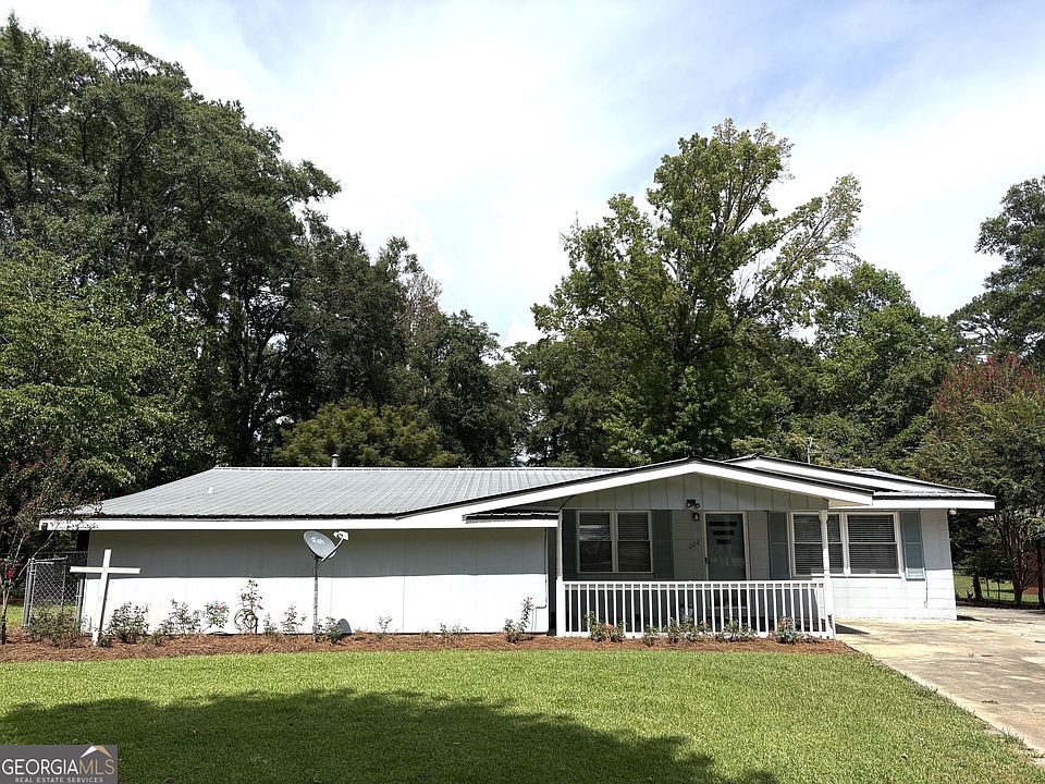 1st image of 222 Hobbins Dr
