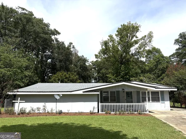 222 Hobbins Dr, Dublin, GA 31021