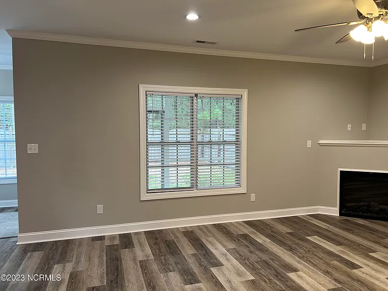 1628 Cambria Dr #A — Photo 16