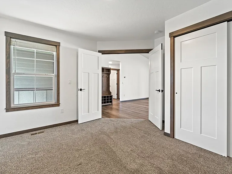 316 W Grange Ave — Photo 26