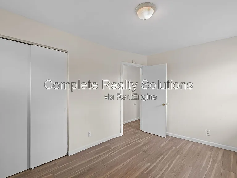 5661 Bermuda Dr — Photo 26