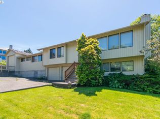 1601 Whispering Pines Dr, Seaside, OR 97138