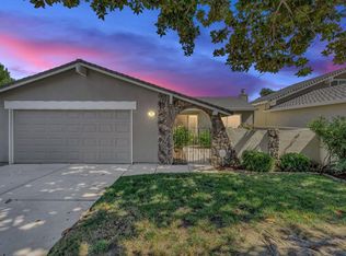 33 Miranda Ct, Sacramento, CA 95822