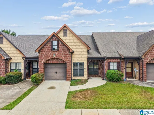 5195 Sterling Glen Dr, Pinson, AL 35126