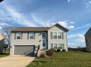 1192 Gemstone Pointe Dr, Walton, KY 41094