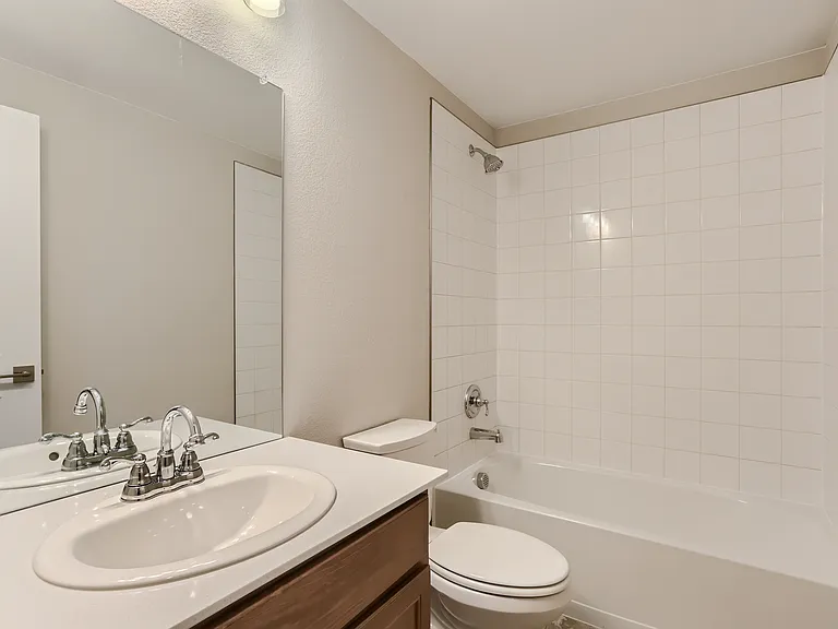 2050 Ballyneal St — Photo 21