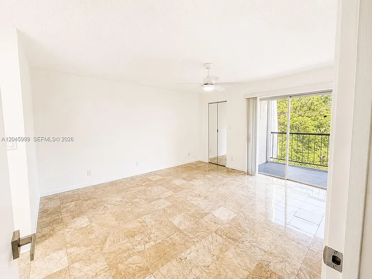 6080 NW 44th St #410 — Photo 6