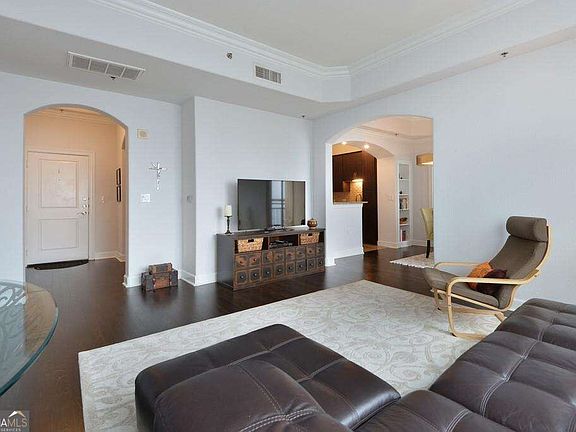 4th image of 3445 Stratford Rd NE APT 2404