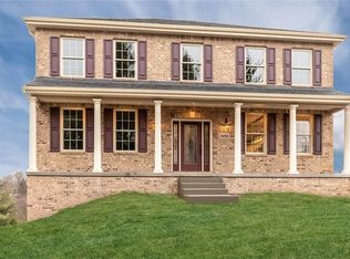 651 Guenevere Dr, Pittsburgh, PA