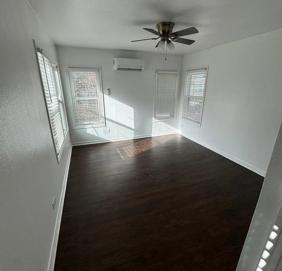 1 bed, 750 sqft, $1,150 — Photo 2