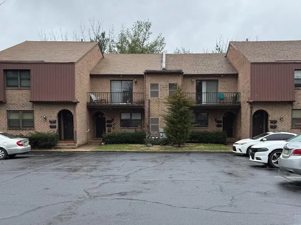 16 Township Line Rd APT A2, Elkins Park, PA 19027